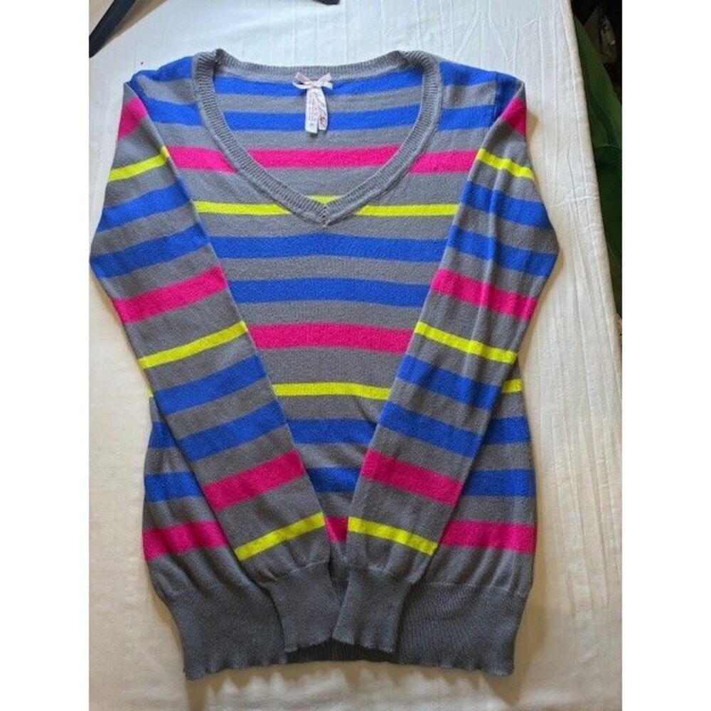 Derek Heart Sweater Pullover Women Medium Color Striped V-Neck Knit Long Sleeve